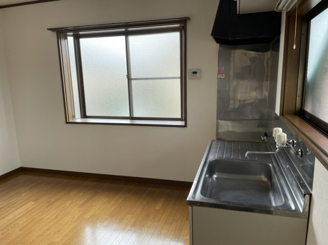 武蔵野市境南町５丁目のアパート