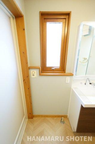 中古　四街道市もねの里のランドリースペース|＊当日ご案内可＊ご希望の物件まとめてご案内！弊社が掲載していない物件でもOK♪お気軽にご相談ください ♪お電話でのお問合わせがスムーズ♪