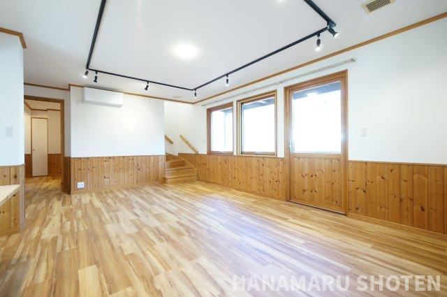 中古　四街道市もねの里の居間・リビング|＊当日ご案内可＊ご希望の物件まとめてご案内！弊社が掲載していない物件でもOK♪お気軽にご相談ください ♪お電話でのお問合わせがスムーズ♪