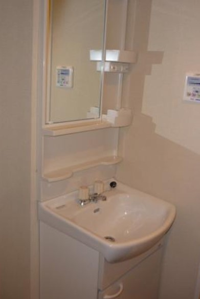 スパシエカステロ新都心の独立洗面台|※同仕様