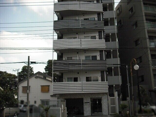 スパシエカステロ新都心の外観