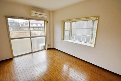 【洋室】 | メゾンドエスポワール | 広々とした洋室です