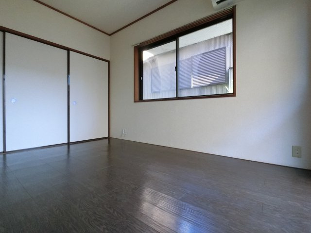 ドゥエル イーストの内装