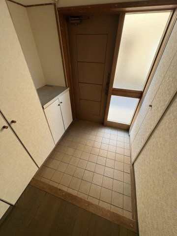 ドゥエル イーストの玄関