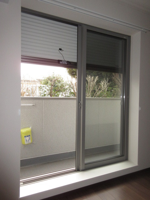 ラシックのセキュリティ|★防犯シャッター付き★