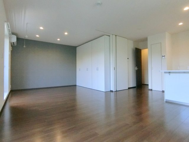 ラシックの洋室