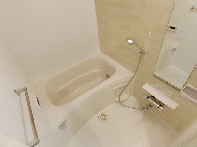 ラシックの浴室