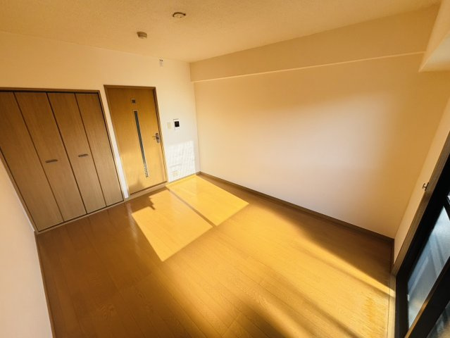 太宰府市石坂１丁目の賃貸マンションの居間・リビング|別号室タイプ