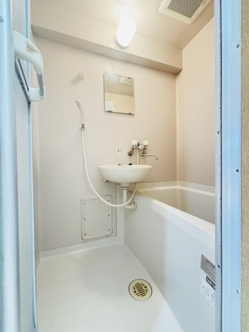 太宰府市石坂１丁目の賃貸マンションの浴室|別号室タイプ