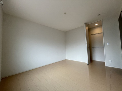 【洋室】 | ロジュマン・玲