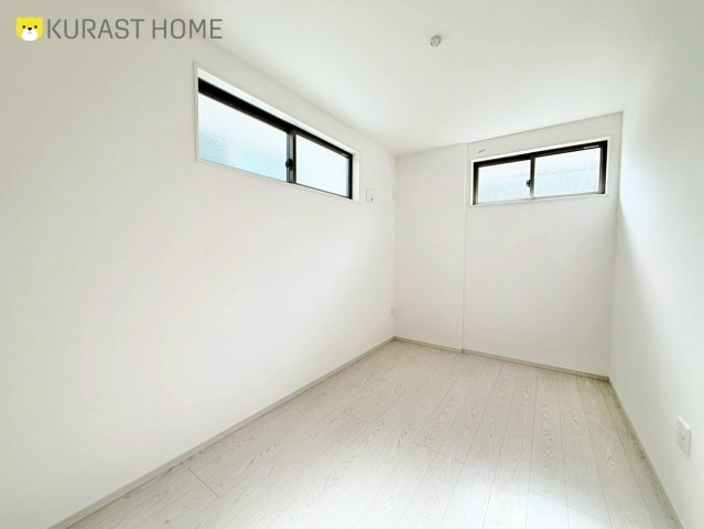 京都市右京区嵯峨野南浦町　新築戸建の洋室