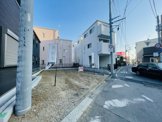 【建築条件なし売地】ふじみ野市上福岡2期の前面道路含む現地写真