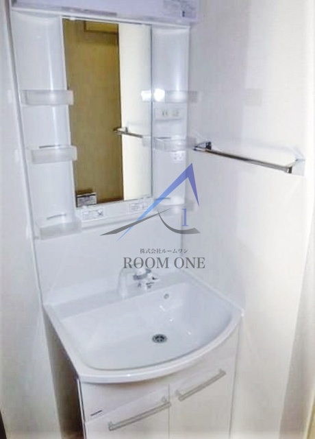 エミネンスの洗面所|独立洗面台です。