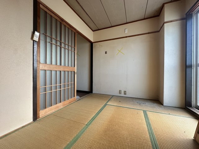 コーポイン長居A棟の寝室