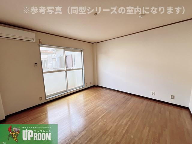 Surplus One光の居間・リビング