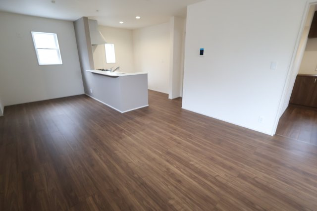 《仲介手数料無料》岩槻区城南１丁目7-15新築一戸建てリーブルガーデン