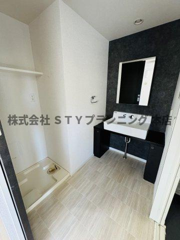 仲介手数料０円！アーデン泉プレミアの洗面所