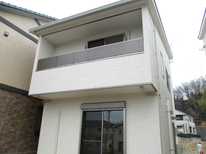 ストラーダ竹の山Ａ棟の外観