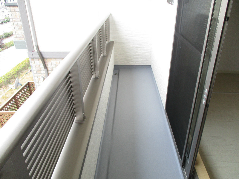 ストラーダ竹の山Ａ棟のバルコニー