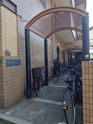 【エントランス】 | 日生ビル