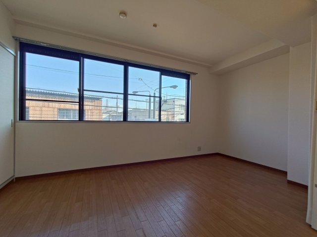 【寝室】 | 日生ビル