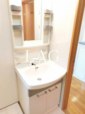 【洗面所】 | 吉田ビル | 洗面台です。