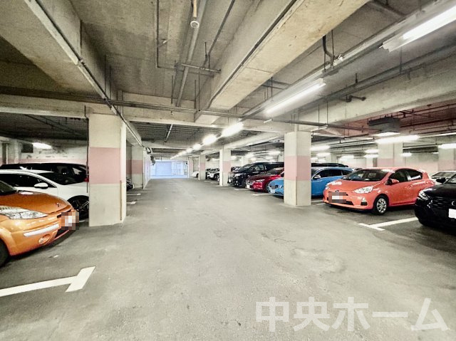アクロシティBポートの駐車場|【敷地内駐車場】1住戸につき1台の専用使用権付き