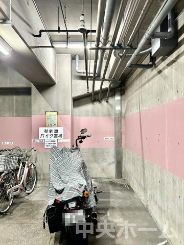 アクロシティBポートの駐車場|【バイク置場】最新の空き状況や費用などの詳細は担当スタッフまでお問い合わせください。