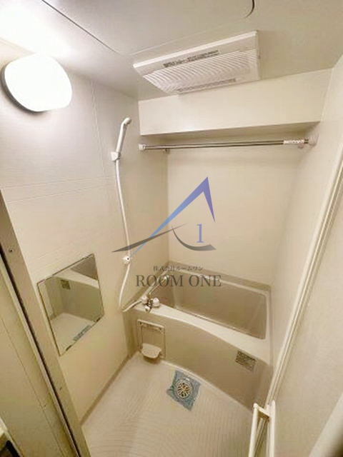 ル・リオン牛込柳町の浴室|お風呂です。