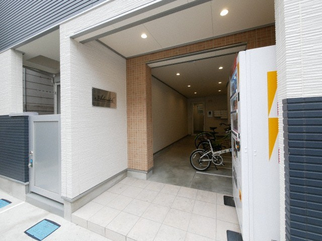 アドラブールのエントランス