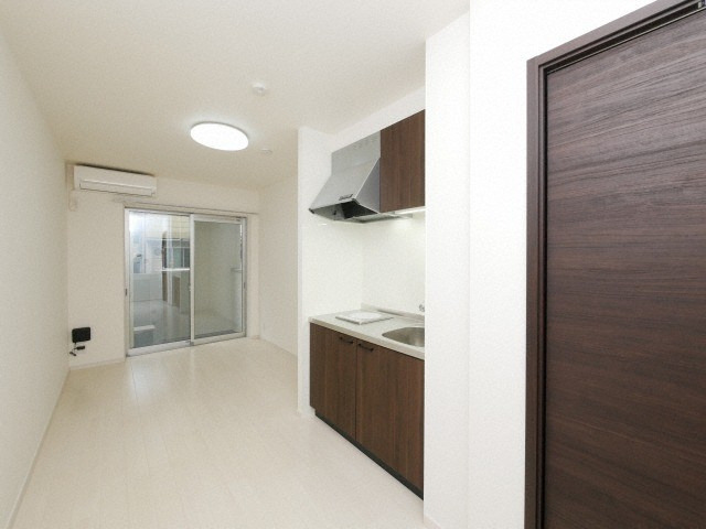 アドラブールの居間・リビング