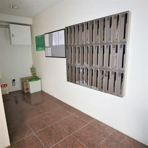 ＳＵＮＭＡＬＬ蕨の居間・リビング