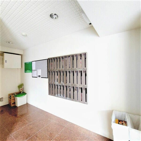 ＳＵＮＭＡＬＬ蕨のエントランス