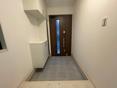 【玄関】 | 大山崎町新築戸建貸家