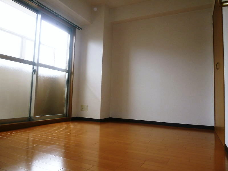 レージュ中根の寝室