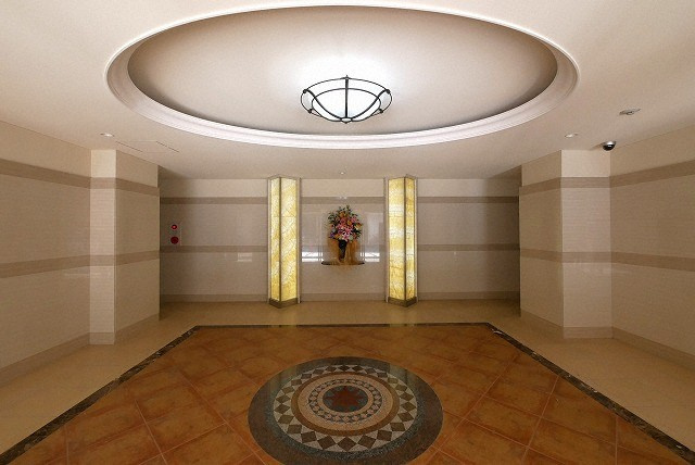 ラグゼ住之江のロビー