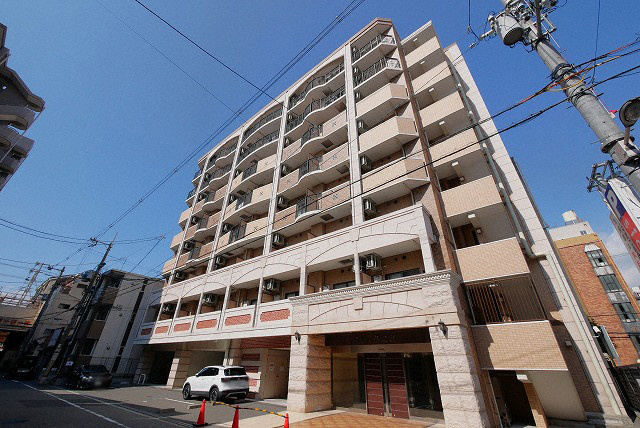 ラグゼ住之江の外観