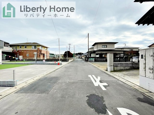 ひたちなか市相金町　の前面道路含む現地写真