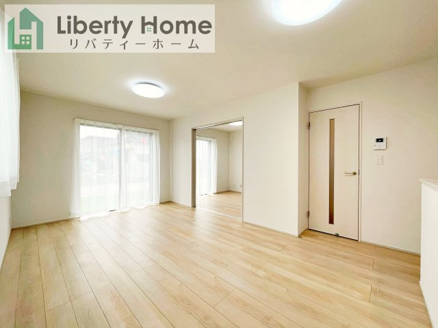 ひたちなか市相金町　の居間・リビング