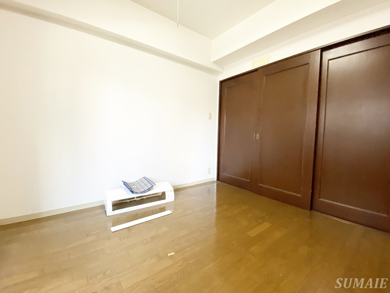 北区神谷１丁目の賃貸マンションの洋室|別角度からみた洋室です☆