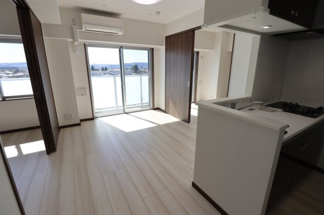 GENOVIA白糸台skygardenの居間・リビング