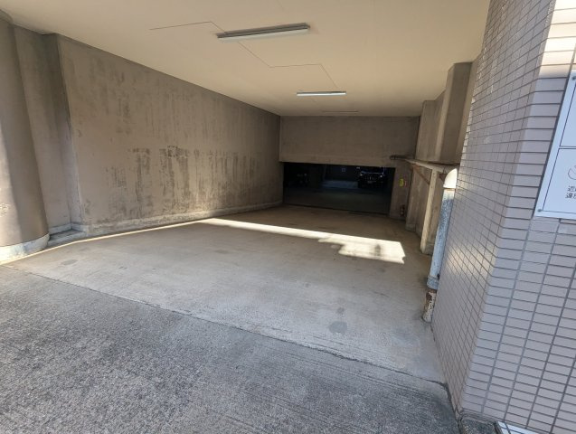 パシフィックパレス清澄の駐車場