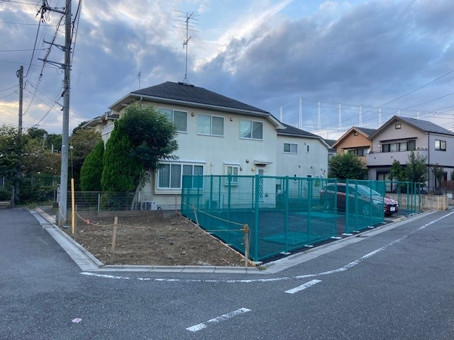 【周辺】 | 三鷹市北野一丁目土地 | 東京都の買取が進んだ横の土地