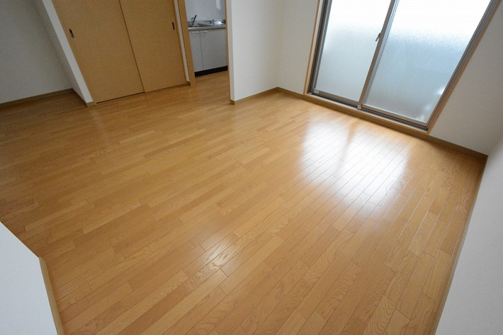 10.3帖の広々とした1Kです♪