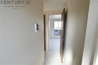 白を基調にした建具類で統一されています♪