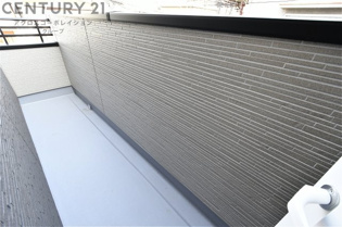 バルコニー3面付き。