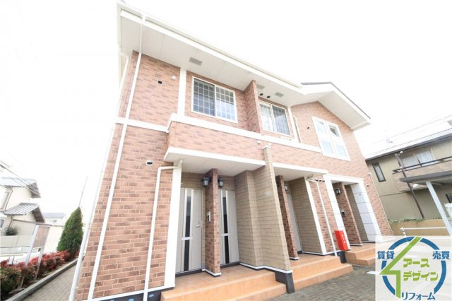 クリスタルビラの外観