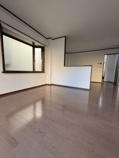 東久留米市本町貸家 の居間・リビング