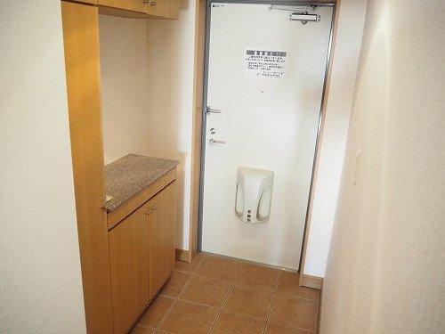 グラン・アビタシオンの玄関