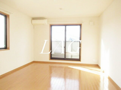 【居間・リビング】 | 柿の木ハイム | 洋室のお部屋です。